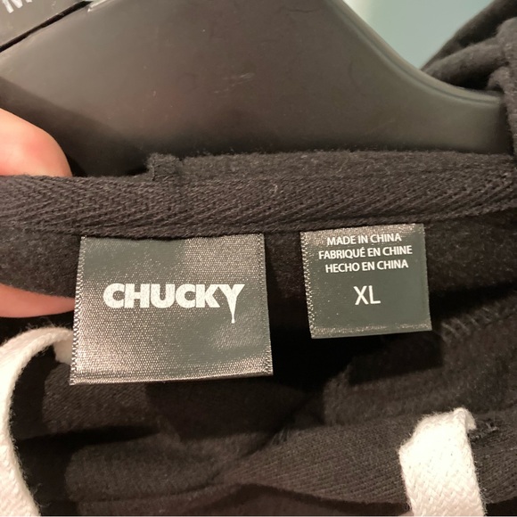 Chucky Wanna Play Men’s Hoodie Size XL NWT - Picture 2 of 4